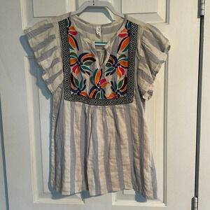 L Love Top Size Medium